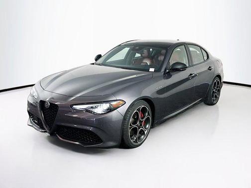 2023 Alfa Romeo Giulia Veloce RWD