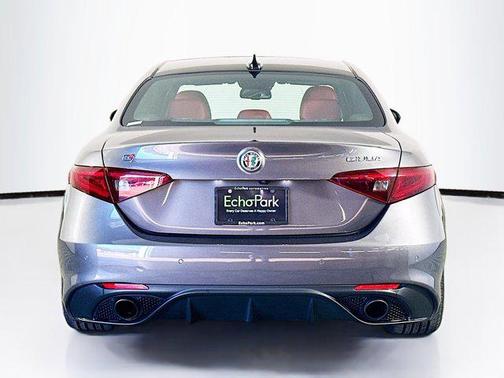 2023 Alfa Romeo Giulia Veloce RWD