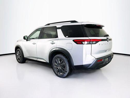 2025 Nissan Pathfinder SV FWD
