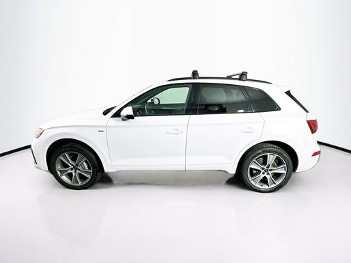 Arkona White 2025 Audi Q5 45 S line Premium