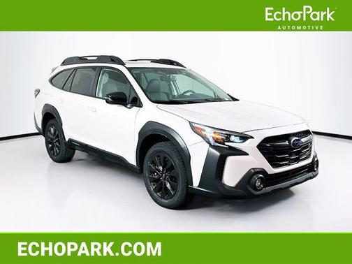 Crystal White Pearl 2025 Subaru Outback Onyx Edition