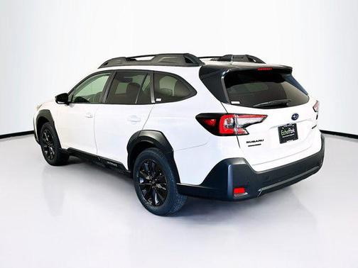 Crystal White Pearl 2025 Subaru Outback Onyx Edition