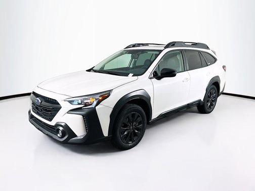 Crystal White Pearl 2025 Subaru Outback Onyx Edition