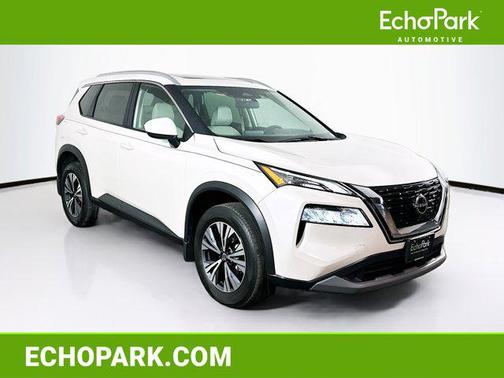 Pearl White Tricoat 2023 Nissan Rogue SV