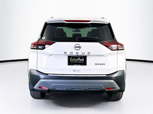 Pearl White Tricoat 2023 Nissan Rogue SV
