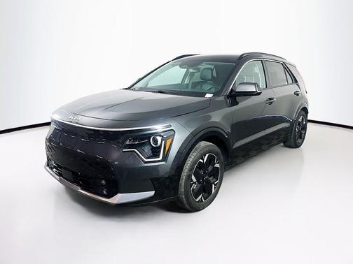 Graphite Gray 2023 Kia Niro EV Wind