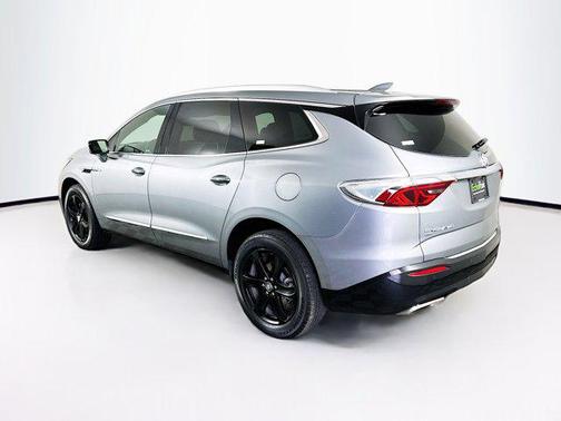 2023 Buick Enclave Essence AWD