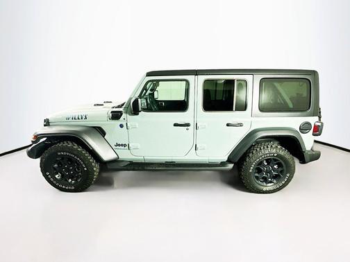 Earl Clearcoat 2023 Jeep Wrangler 4xe Base