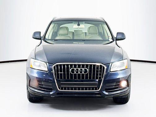 Brilliant Black 2017 Audi Q5 2.0T Premium