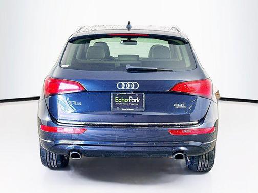 Brilliant Black 2017 Audi Q5 2.0T Premium