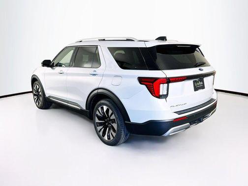 Space White Metallic 2025 Ford Explorer Platinum