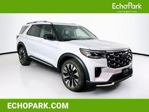 Space White Metallic 2025 Ford Explorer Platinum