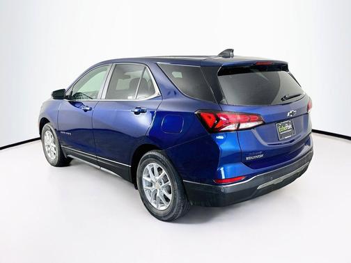 Blue Glow Metallic 2023 Chevrolet Equinox 1LT
