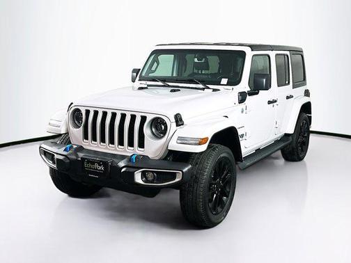 Bright White Clearcoat 2023 Jeep Wrangler 4xe Sahara
