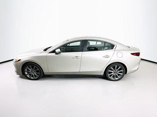 2025 Mazda Mazda3 FWD w/Preferred Package