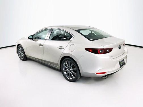 2025 Mazda Mazda3 FWD w/Preferred Package