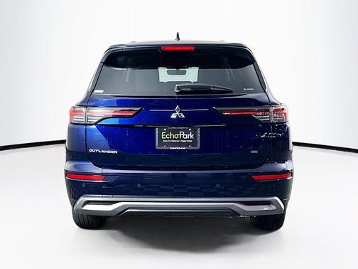 Cosmic Blue Metallic 2025 Mitsubishi Outlander SE S-AWC