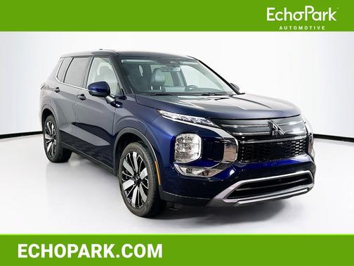 Cosmic Blue Metallic 2025 Mitsubishi Outlander SE S-AWC