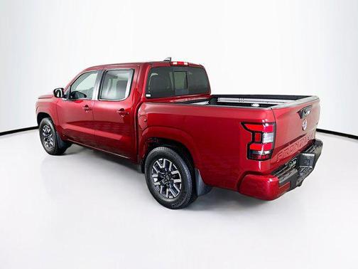 2024 Nissan Frontier SL