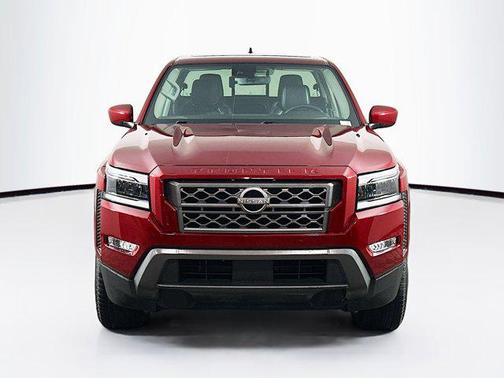 2024 Nissan Frontier SL