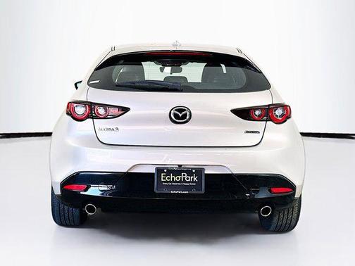 2025 Mazda Mazda3 FWD w/Premium Package