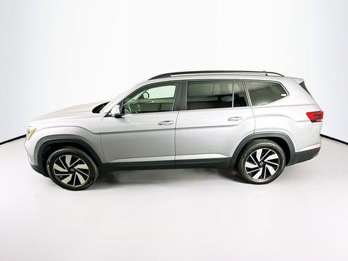 Silver Mist Metallic 2025 Volkswagen Atlas 2.0T SE w/Technology