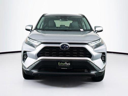 2022 Toyota RAV4 Hybrid XLE Premium
