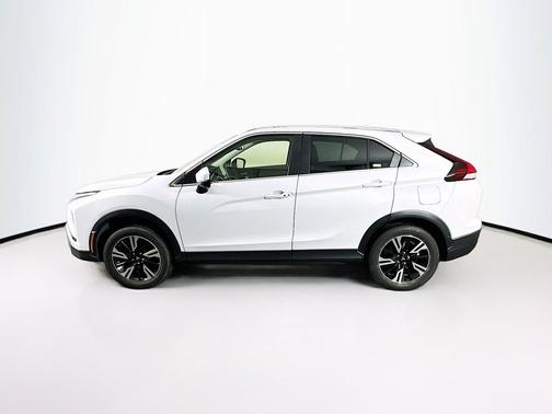 White Diamond 2025 Mitsubishi Eclipse Cross SE