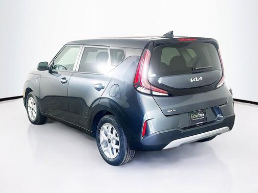 Gravity Gray 2025 Kia Soul LX