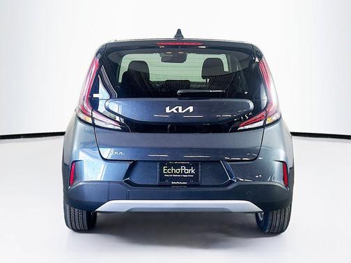Gravity Gray 2025 Kia Soul LX