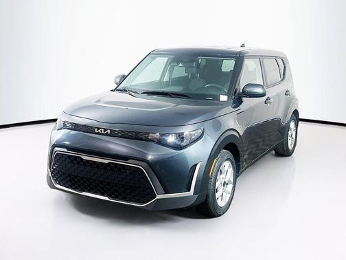 Gravity Gray 2025 Kia Soul LX