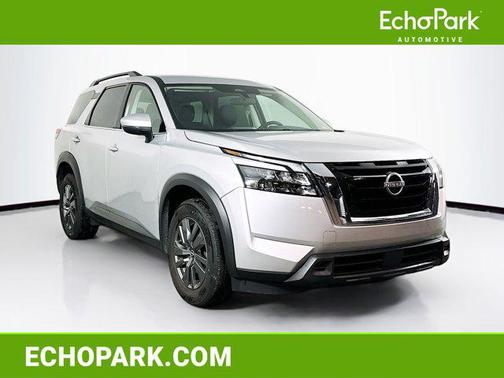 2025 Nissan Pathfinder SV FWD