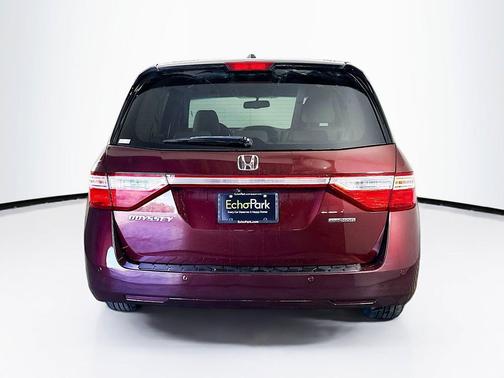 White Diamond Pearl 2013 Honda Odyssey Touring