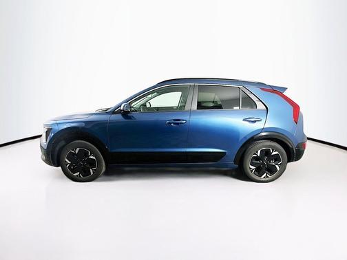 Mineral Blue 2024 Kia Niro EV Wind