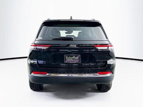 2022 Jeep Grand Cherokee 4xe Base