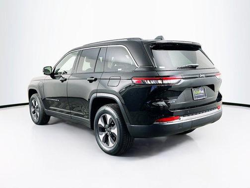 2022 Jeep Grand Cherokee 4xe Base