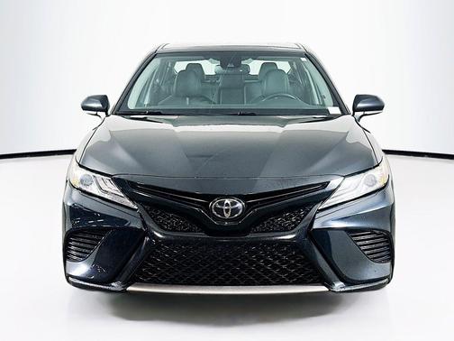 Midnight Black Metallic 2019 Toyota Camry XSE