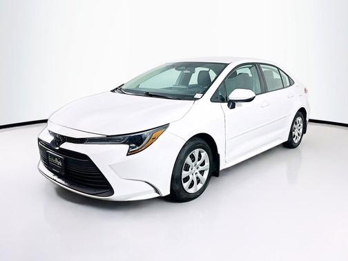 Ice Cap 2024 Toyota Corolla LE