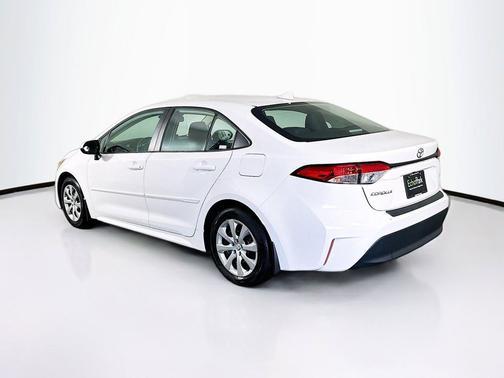 Ice Cap 2024 Toyota Corolla LE