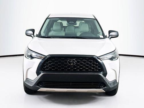 Wind Chill Pearl 2024 Toyota Corolla Cross L