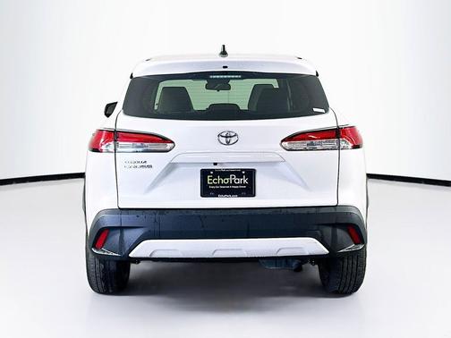 Wind Chill Pearl 2024 Toyota Corolla Cross L