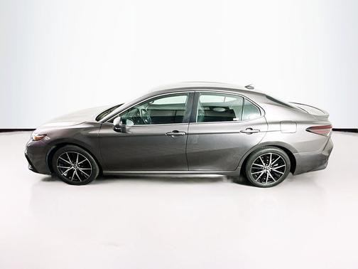 Predawn Gray Mica 2024 Toyota Camry SE