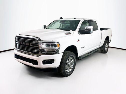2024 RAM 2500 Laramie Crew Cab 4x4 6'4' Box