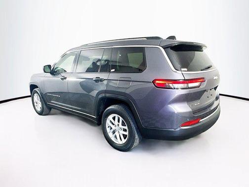 2022 Jeep Grand Cherokee L Laredo