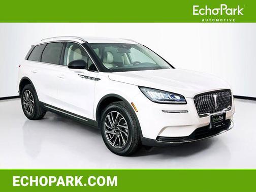 Pristine White Metallic Tri-Coat 2022 Lincoln Corsair Standard