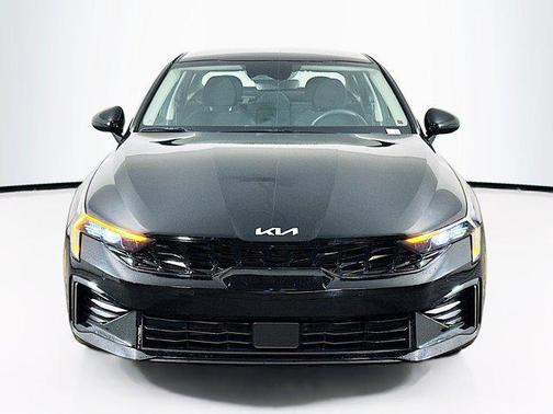 Aurora Black Pearl 2025 Kia K5 LXS