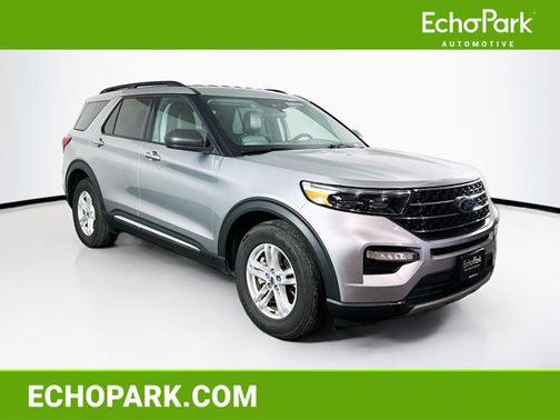 Iconic Silver Metallic 2024 Ford Explorer XLT