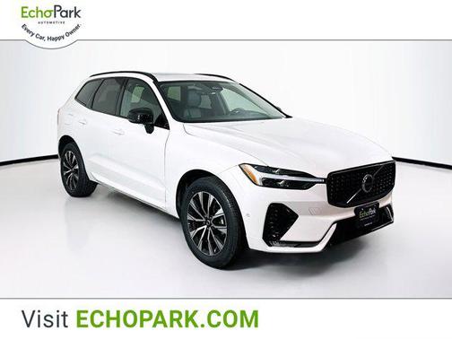 2025 Volvo XC60 B5 Plus