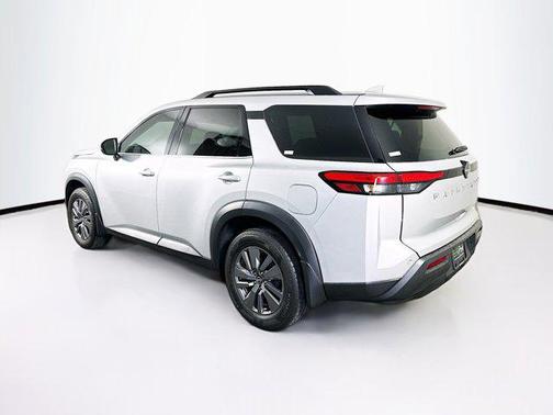 2024 Nissan Pathfinder SV FWD