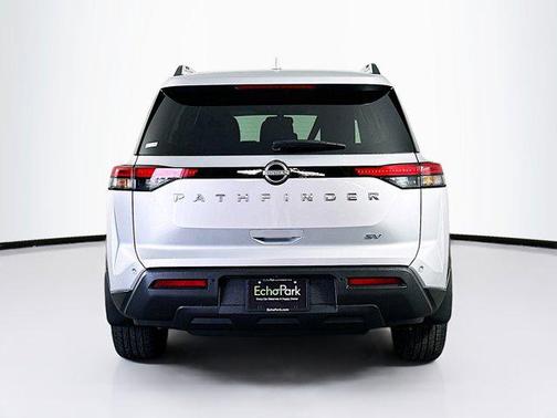 2024 Nissan Pathfinder SV FWD